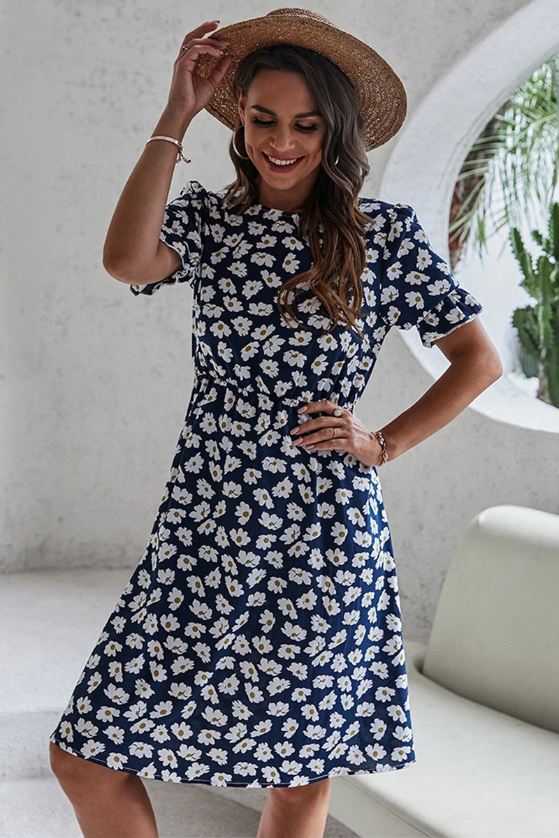 Trendy Crew Neck A-Line Daisy Blue Print Midi Dress