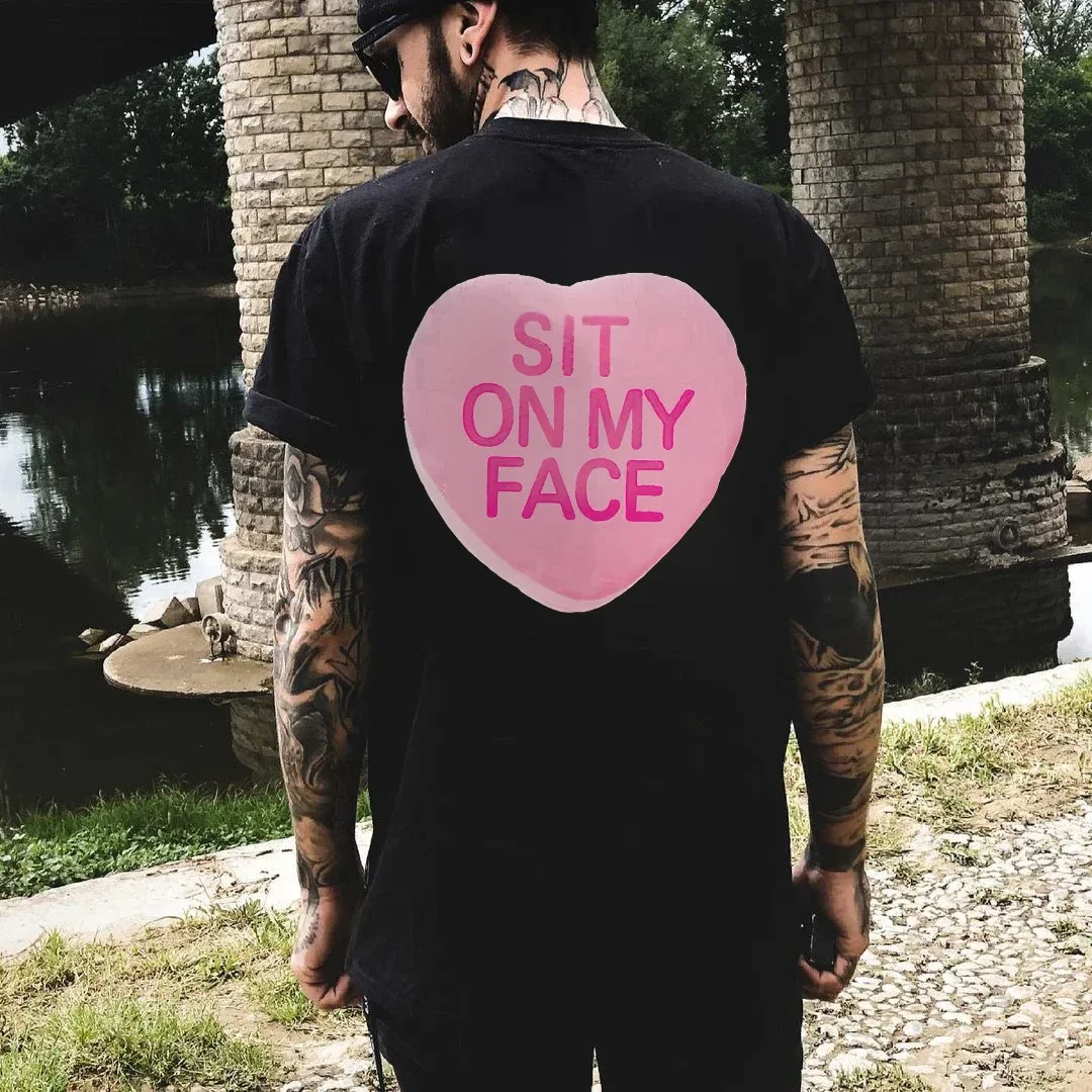 Sit On My Face Heart Printed Men's T-shirt -  