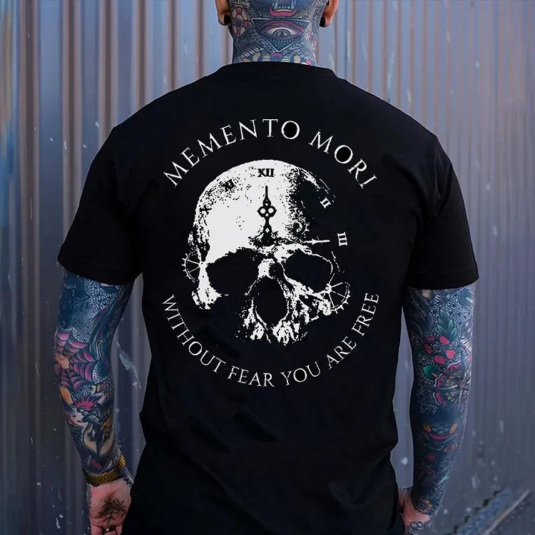 MEMENTO MORI WITHOUT FEAR YOU ARE FREE Skull Clock Print Men's T-shirt