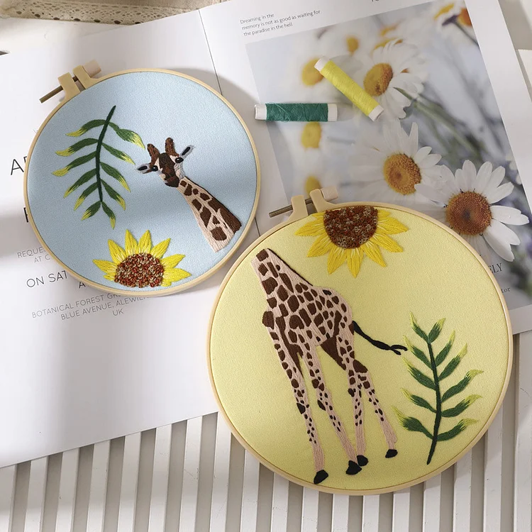 Giraffe & Sunflower 2-piece Embroidery Starter Kit Ventyled