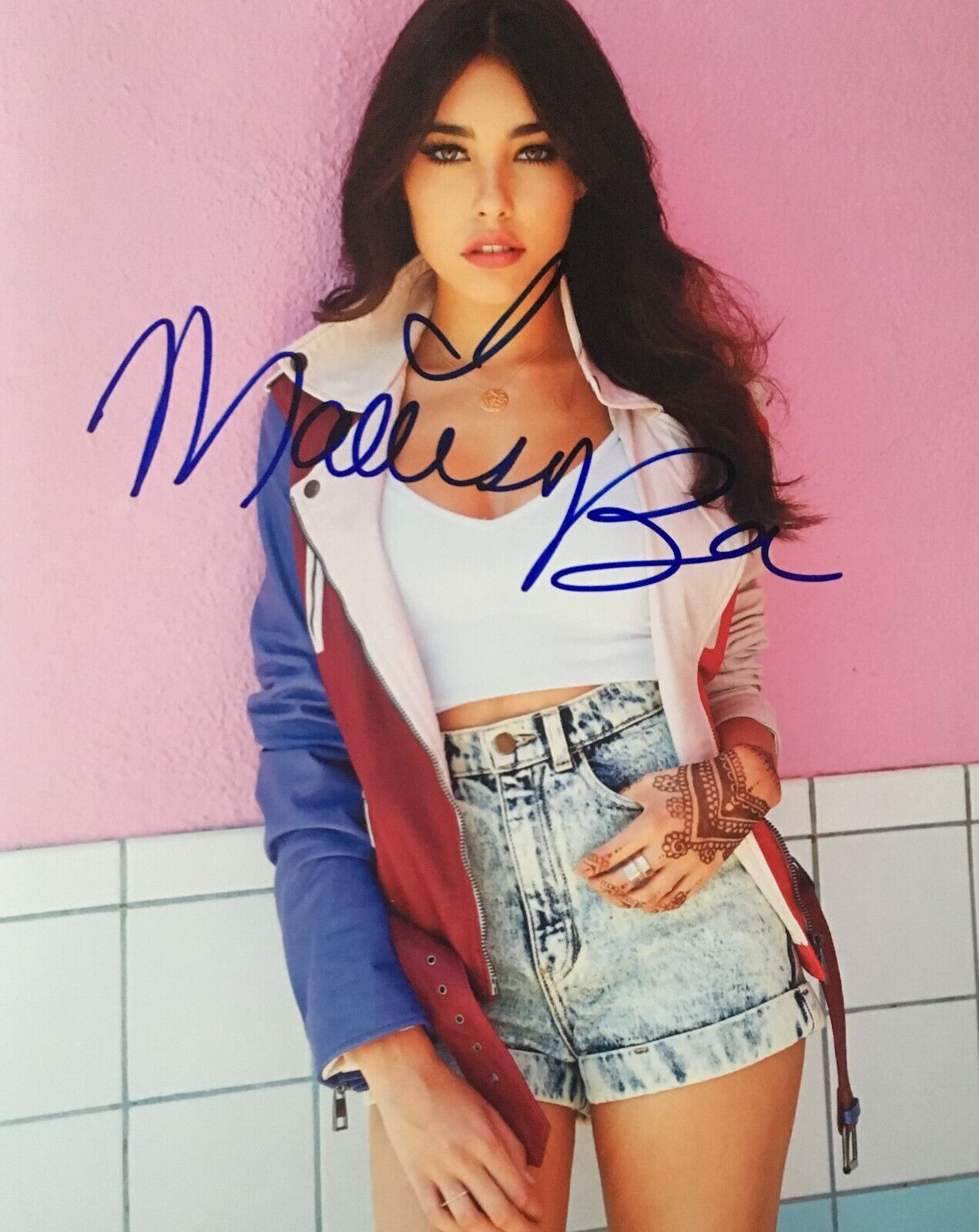 Madison Beer Cute Singer Signed 8x10 Photo Poster painting Autographed COA E4