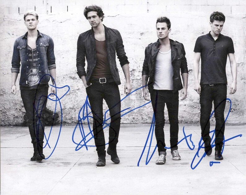 Lawson Band Signed Autographed Glossy 8x10 Photo Poster painting - COA Matching Holograms