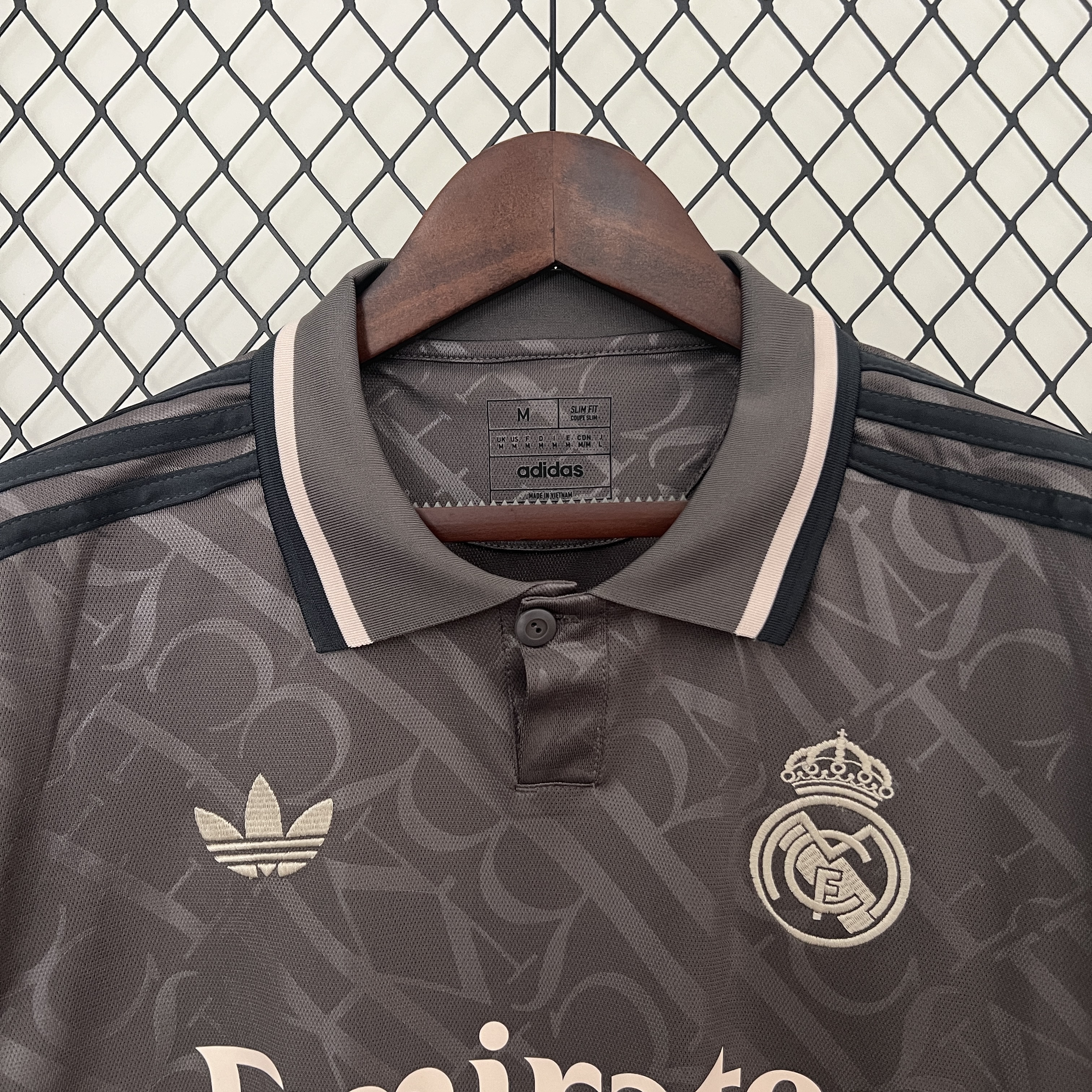 24/25 Real Madrid Third Away Football Shirt Thai quality