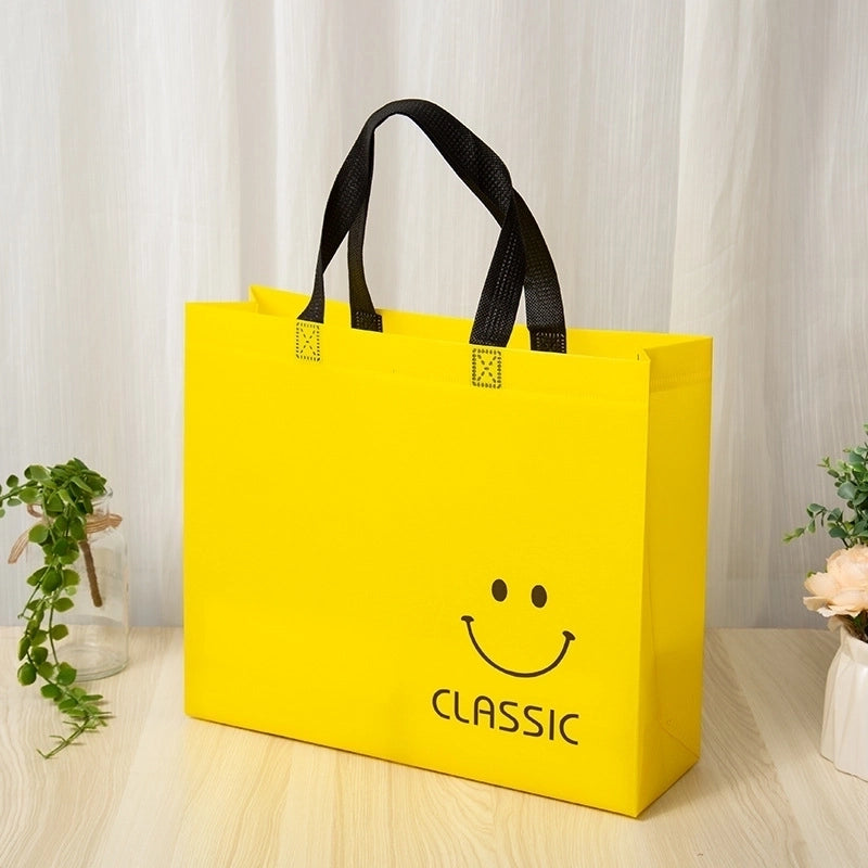 Cartoon Cute Non-woven Bag Spot Shopping Mall Clothing Store Children’s Clothing Store Non-woven Bag With Logo Shopping Gifts