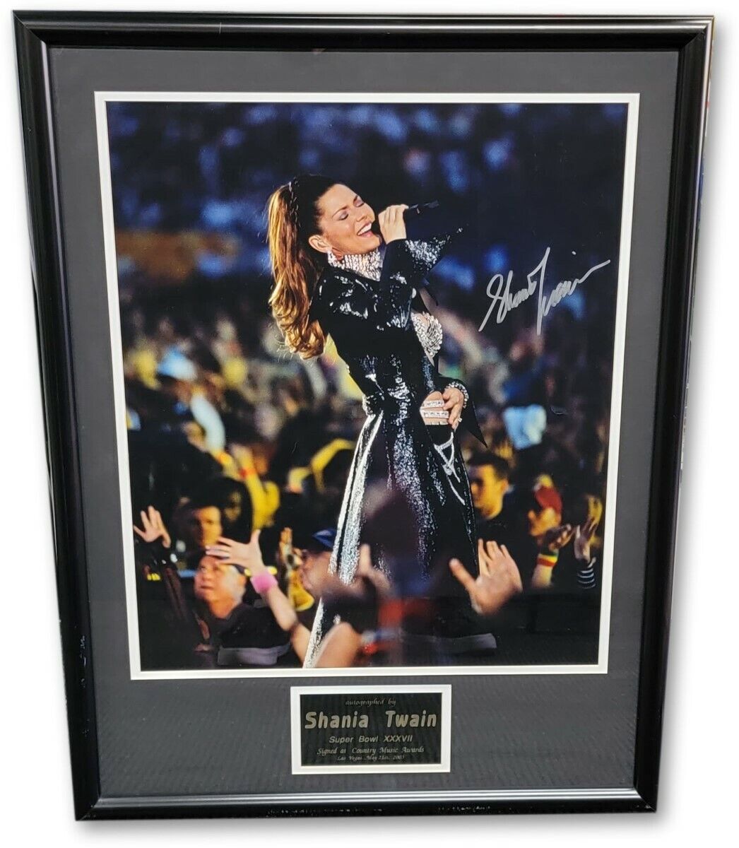 Shania Twain Signed Autographed Framed Photo Poster painting Halftime Show Singing JSA QQ62726