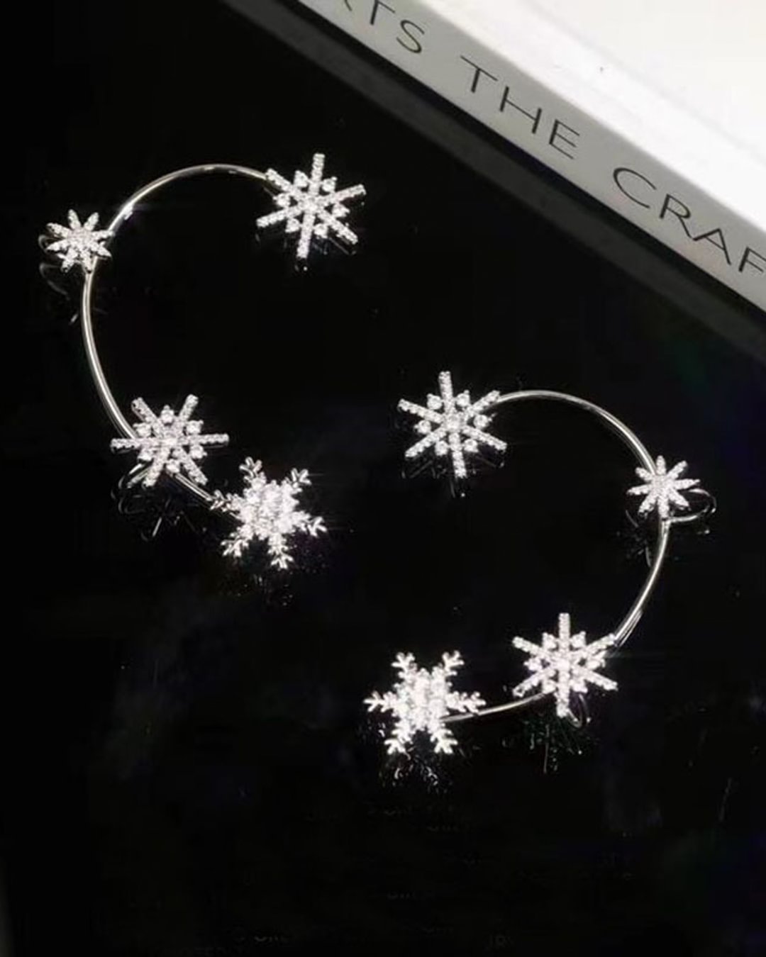 Fashionv-Rhinestone Snowflake Decor Ear Wrap