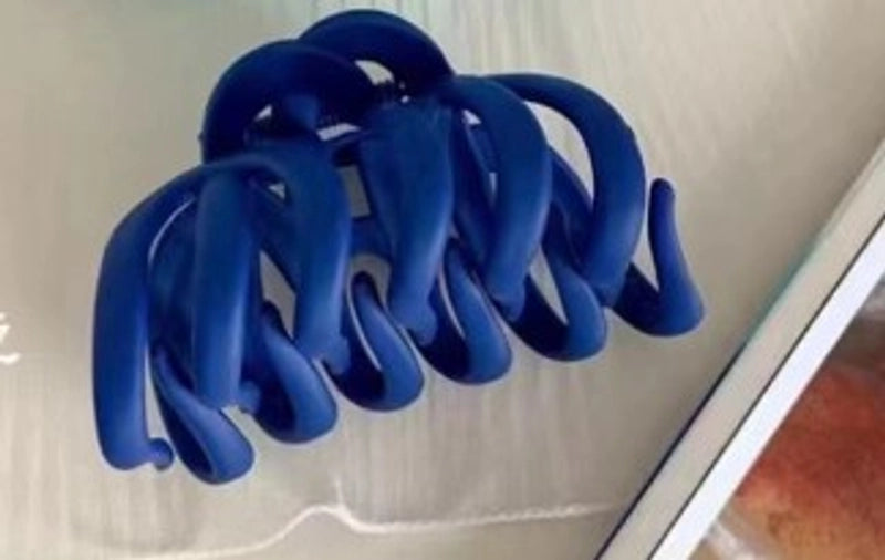 Minimalist Solid Color Plastic Hair Claws