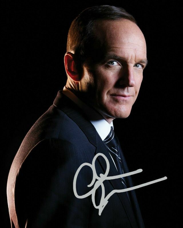 Clark Gregg - Agent Coulson - The Avengers Autograph Signed Photo Poster painting Print