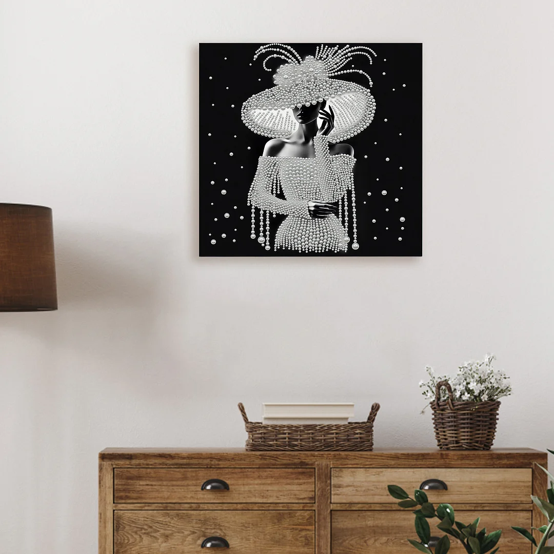 Elegant Lady - DIY Pearl Diamond Art Kit With Frame 30*30cm