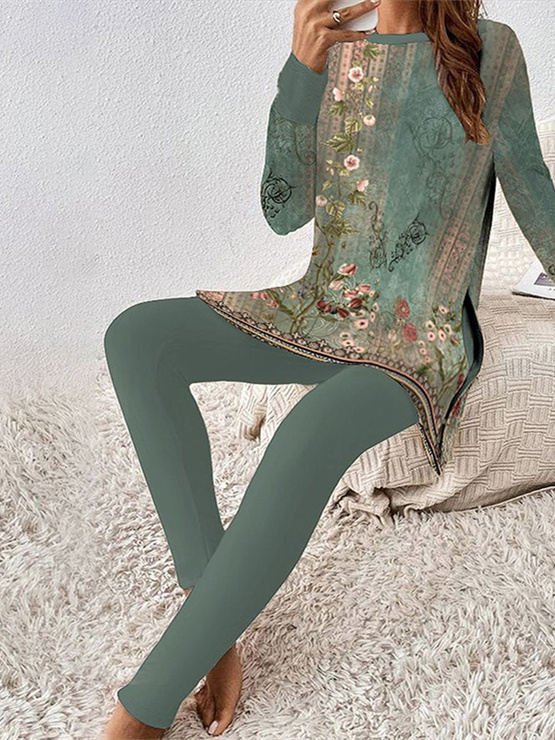 Women Long Sleeve V-neck Graphic Floral Printed Top