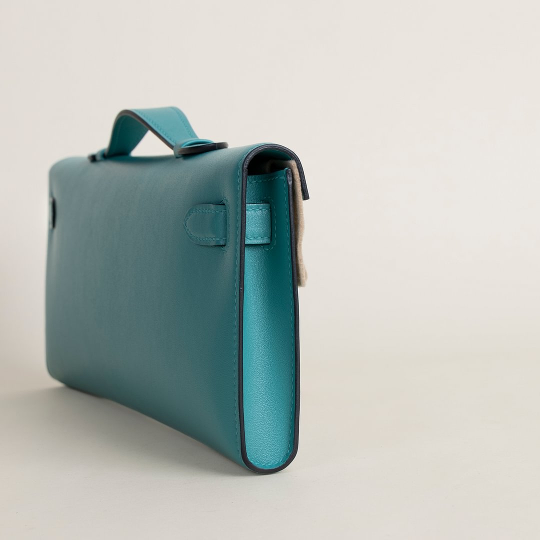 Kelly cut  Swift 7F Blue Paon GHW