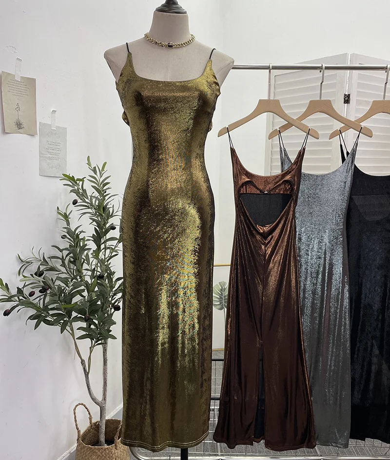 Brownm Real Shooting 鎏金带 Dress Bare Back Repair Behind The Opening Fork Long Bag Over The Knee Dress 89999