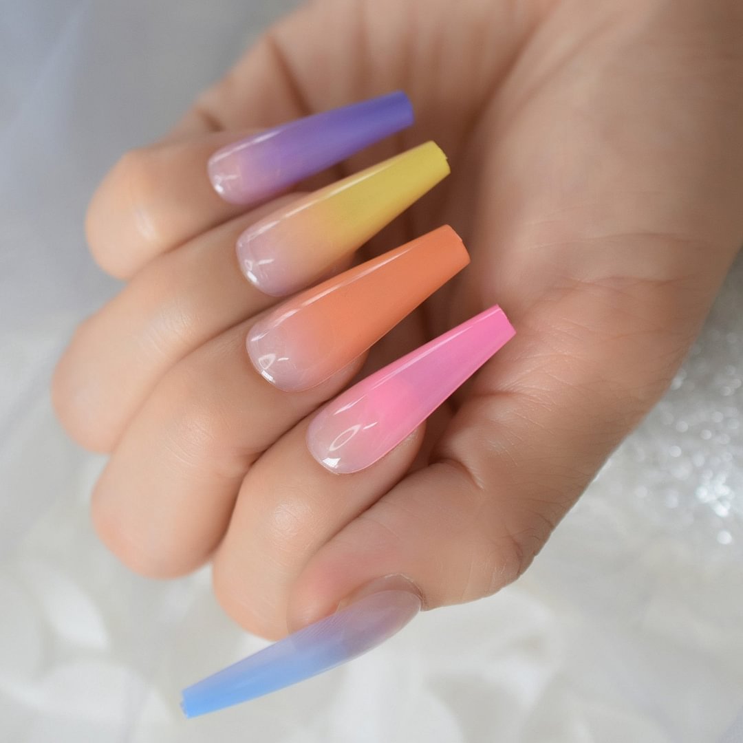 Rainbow Colorful Pre Designed Extra Long Nail Tips Fingernails Art Full Cover Nails 2021 Coffin Charm Lovely Wholesale 24Pcs Set