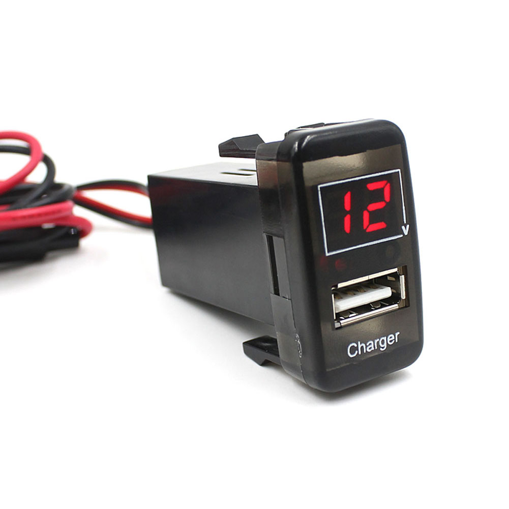 

2.1A USB Charger Power Socket Adapter Digital Voltmeter for Toyota VIGO, 501 Original