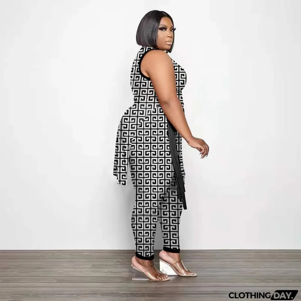 Plus Size Printed Split Sleeveless Top And Pants Set