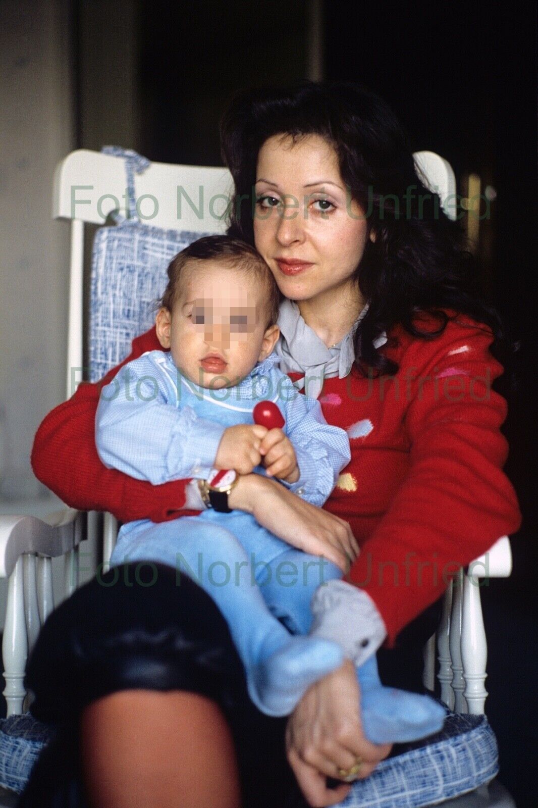 Vicky Leandros With Child Photo Poster painting 20 X 30 CM Without Autograph (Nr 2-379