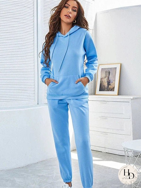 Stylish and Comfy Sweatsuit for Women