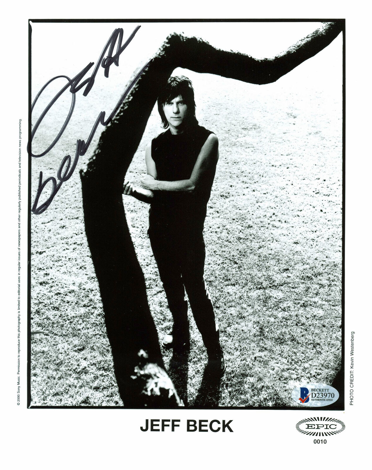 Jeff Beck The Yardbirds Authentic Signed 8x10 Promotional Photo Poster painting BAS #D23970