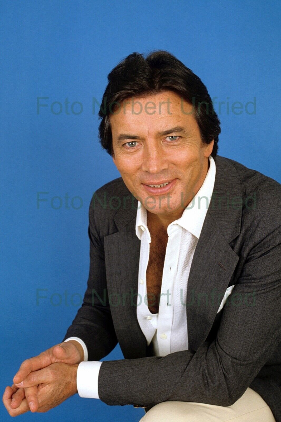 Pierre Brice 10 X 15 CM Photo Poster painting Without Autograph (Star-5