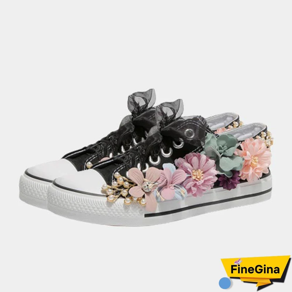 3D Blossom Decor Casual Canvas Shoes