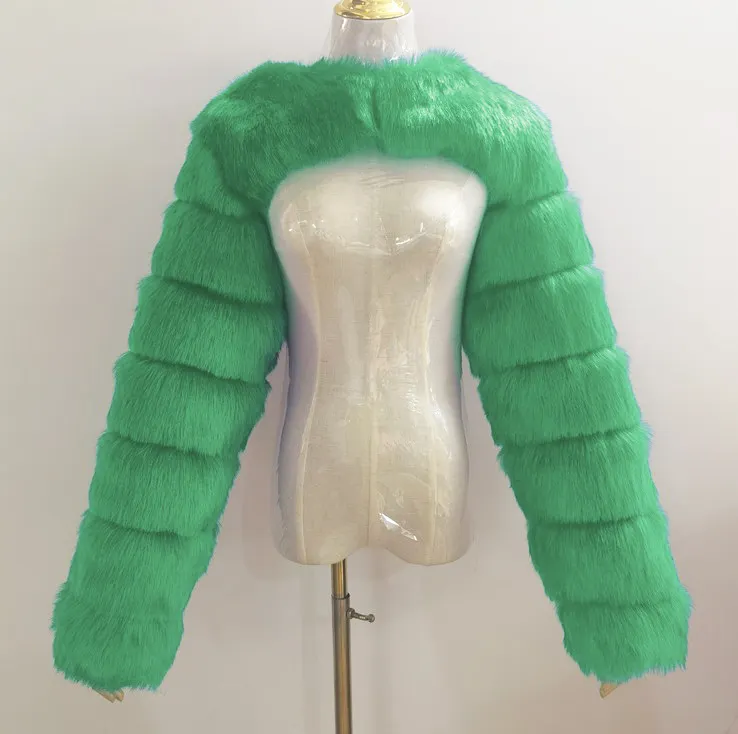 Fashionable Autumn And Winter Women's Cape Fur Coat