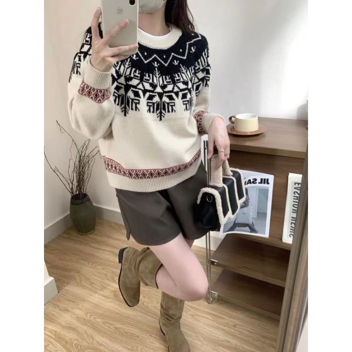 Women's Woolen Tops