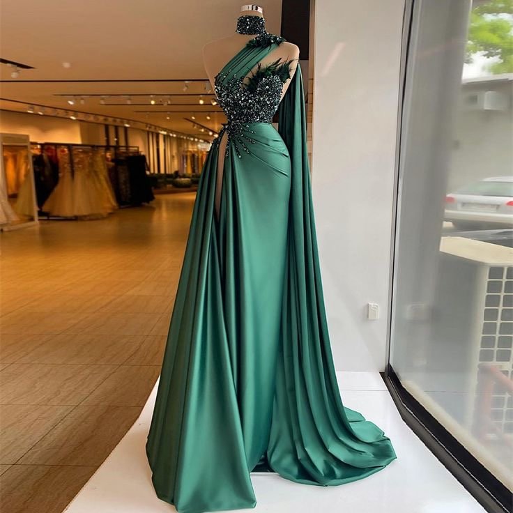 Newest High Neck Emerald Green Evening Dresses Split Long With Appliques  Beads Ruffles