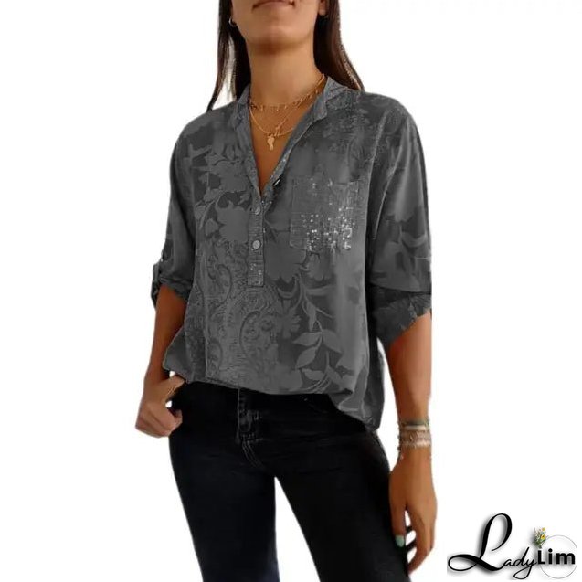 Sporty and breathable blouse
