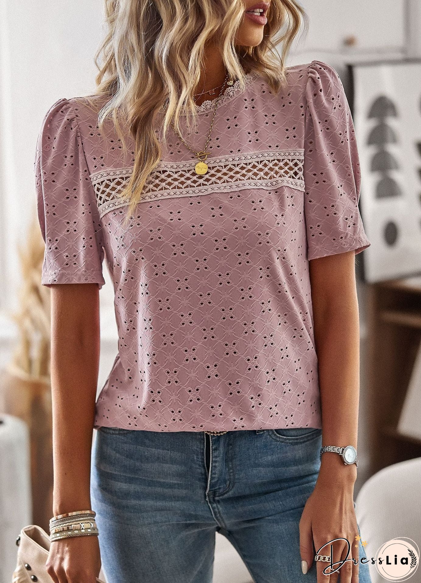 Casual and Relaxed Shirt