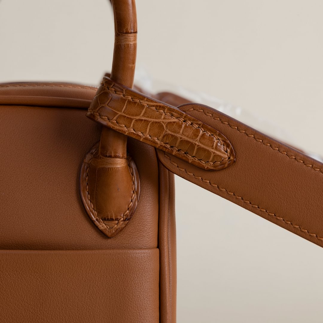 Mini Lindy Touch Swift/Matte Alligator Crocodile leather  CC37 Gold PHW