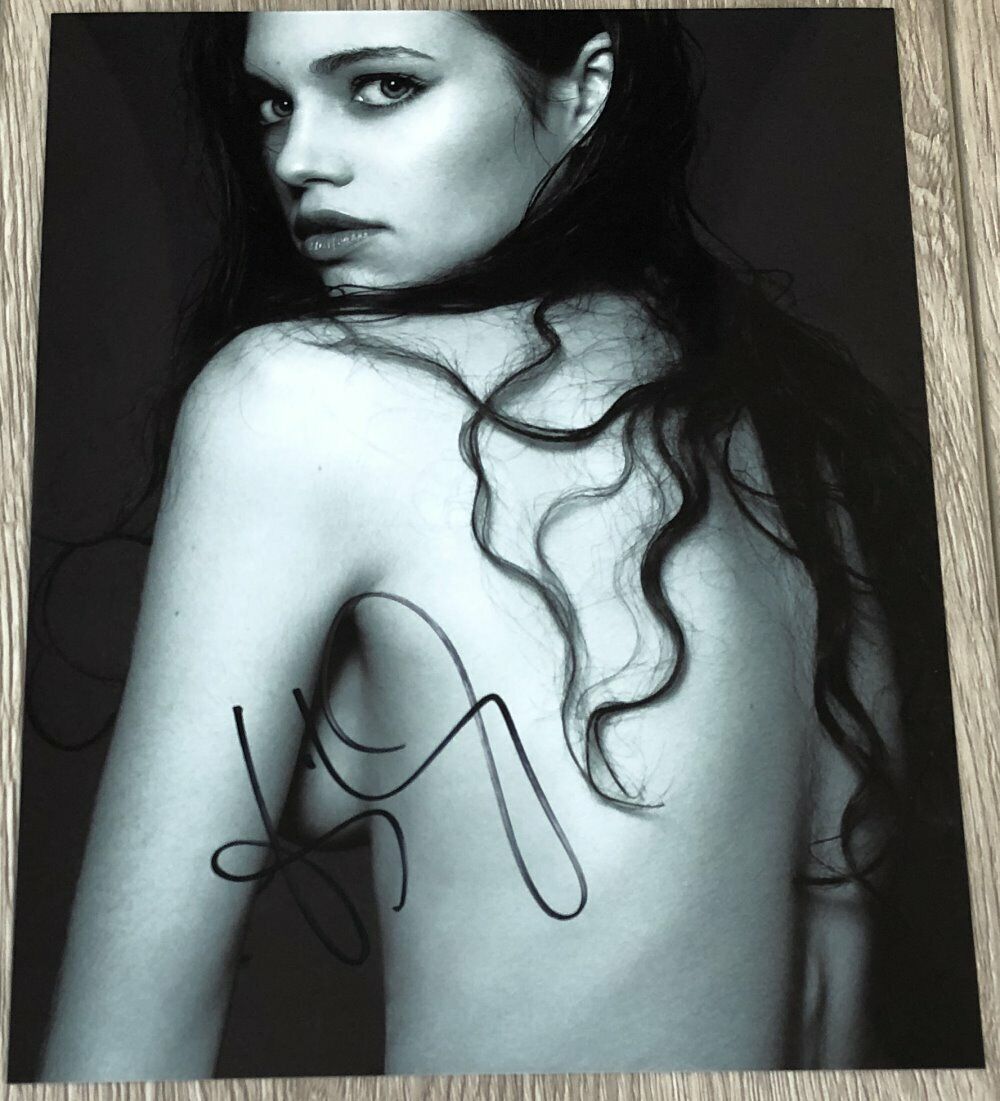 INDIA EISLEY SIGNED AUTOGRAPH I AM THE NIGHT KITE UNDERWORLD 8x10 Photo Poster painting w/PROOF