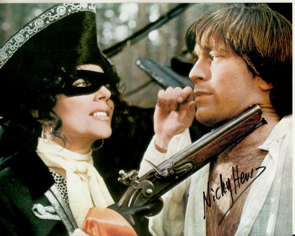 NICKY HENSON signed BAWDY ADVENTURES OF TOM JONES 8x10 uacc rd coa JOAN COLLINS