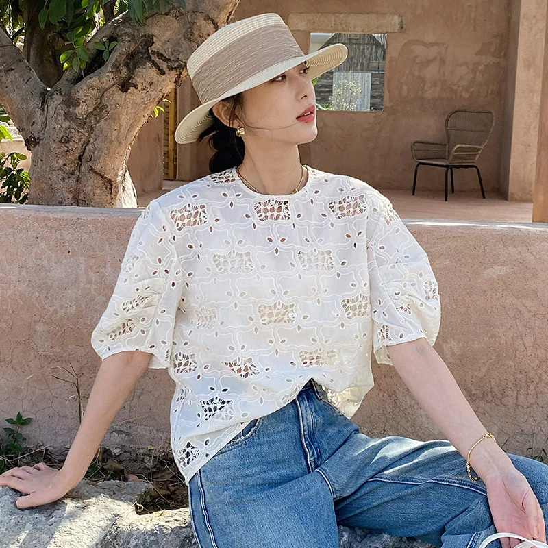 Uveng Uveng New Korean Fashion Women's Top Embroidered French Shirt Femininity Femininity Style Shenzhen South Oil Women's Clothing
