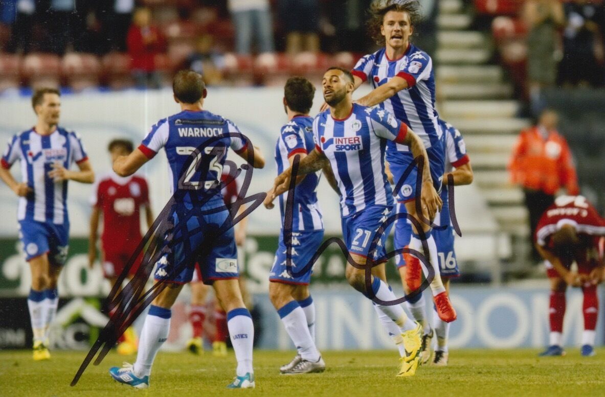 WIGAN ATHLETIC HAND SIGNED CRAIG DAVIES AND STEPHEN WARNOCK 6X4 Photo Poster painting 1.