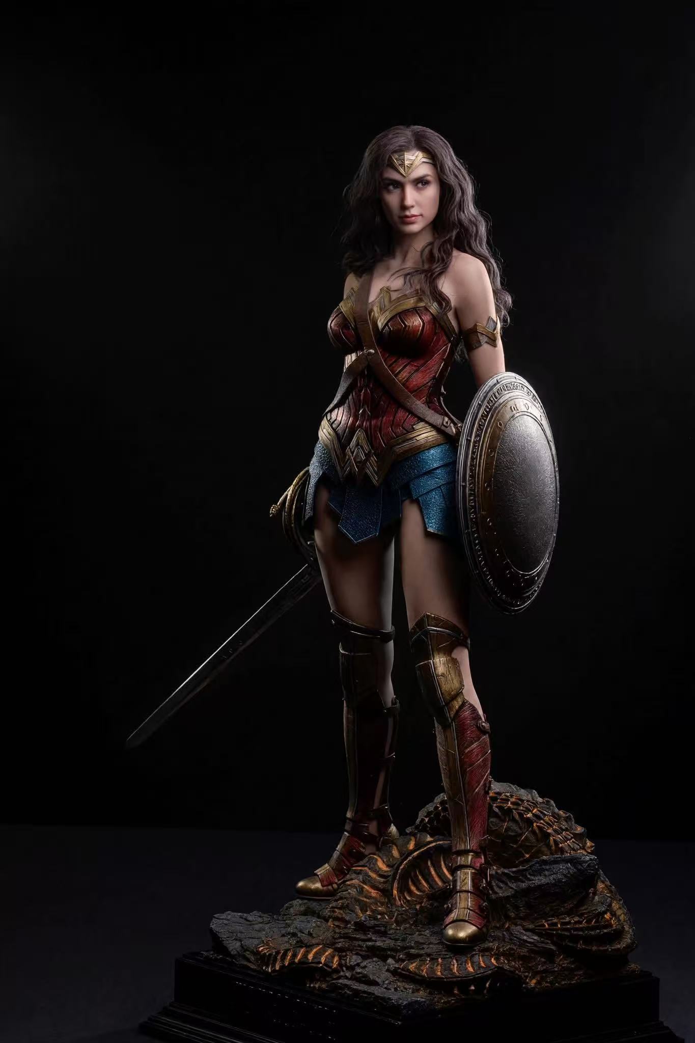 JND Studio - Wonder Woman (2017) Hyperreal Movie 1/6 Scale Statue (Licensed)-