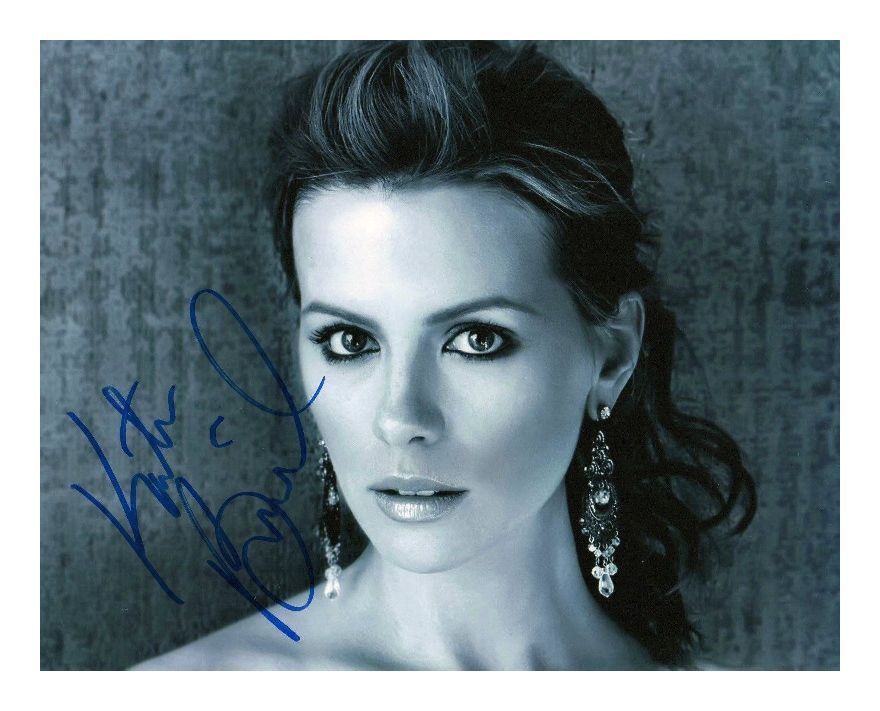 KATE BECKINSALE AUTOGRAPHED SIGNED A4 PP POSTER Photo Poster painting PRINT 8