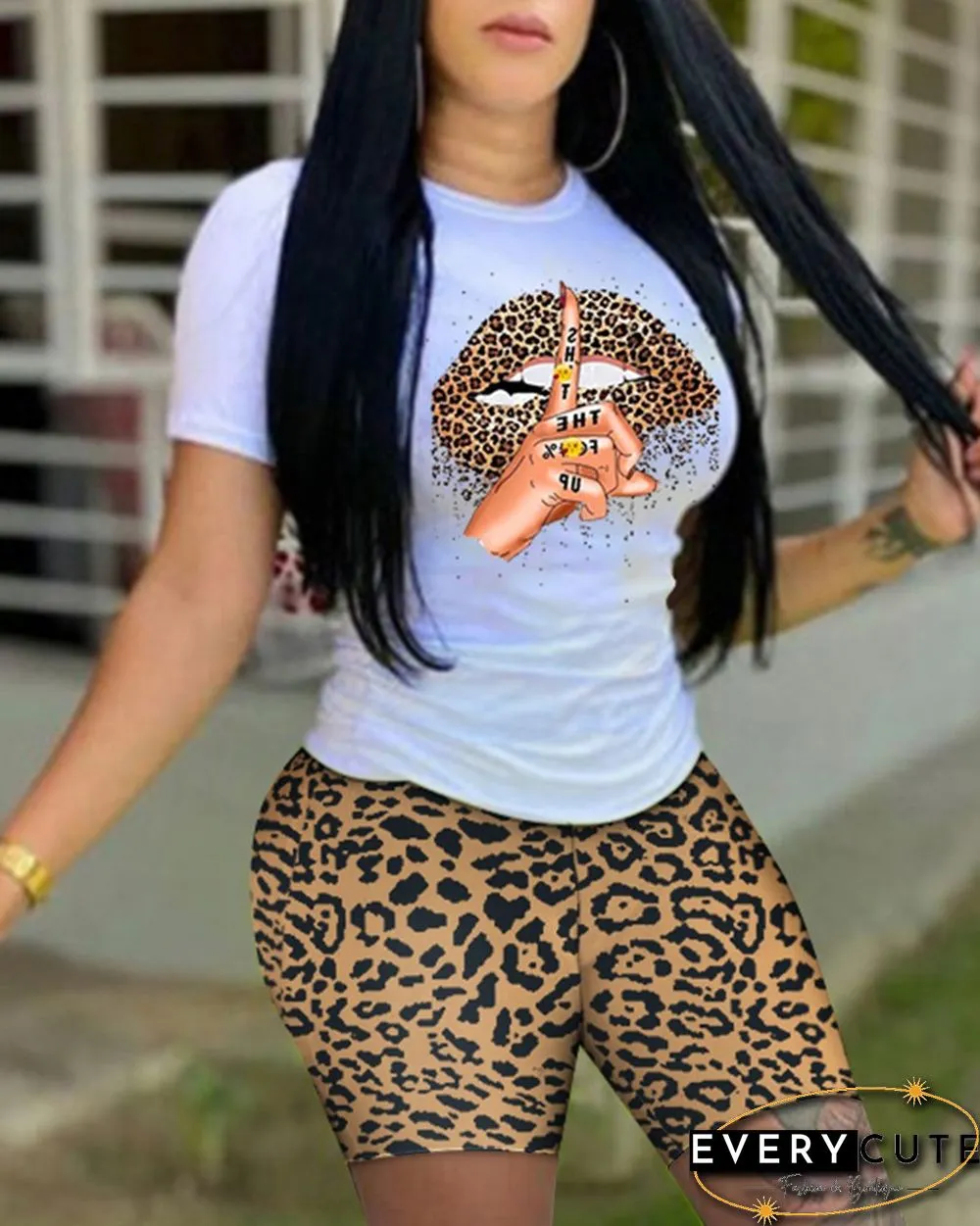 Slogan Lip Print Short Sleeve Top & Cheetah Print Shorts Set