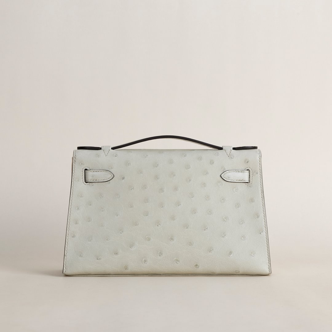 Kelly pochette Ostrich 3C Parchemin GHW