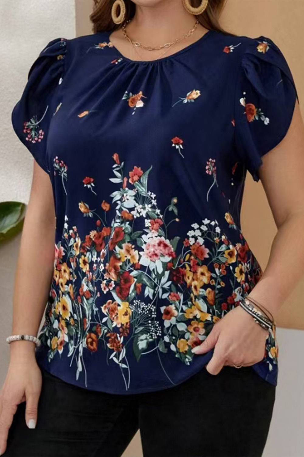 Plus Size Everyday Navy Blue Floral Print Petal Sleeve Blouse 2024 - Flycurvy 