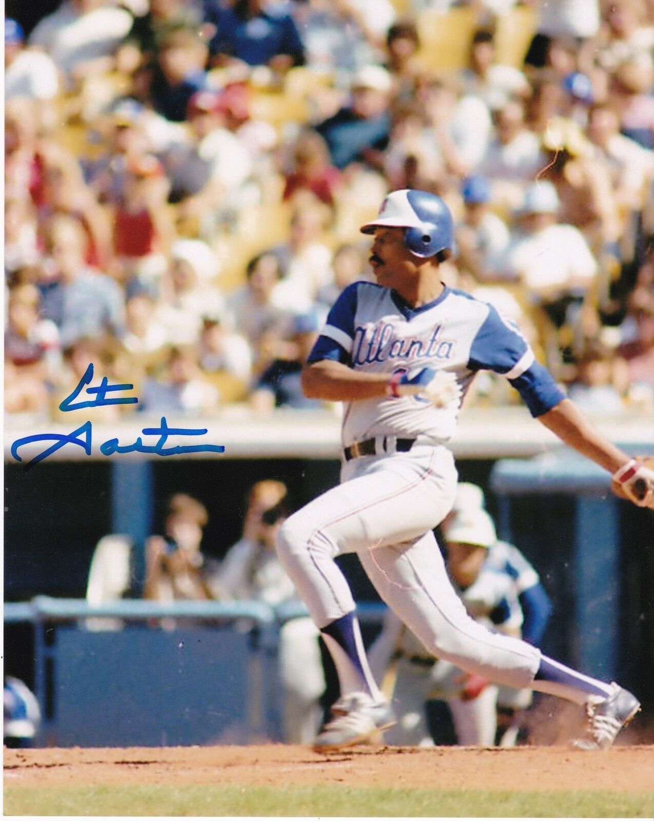 CITO GASTON ATLANTA BRAVES ACTION SIGNED 8x10