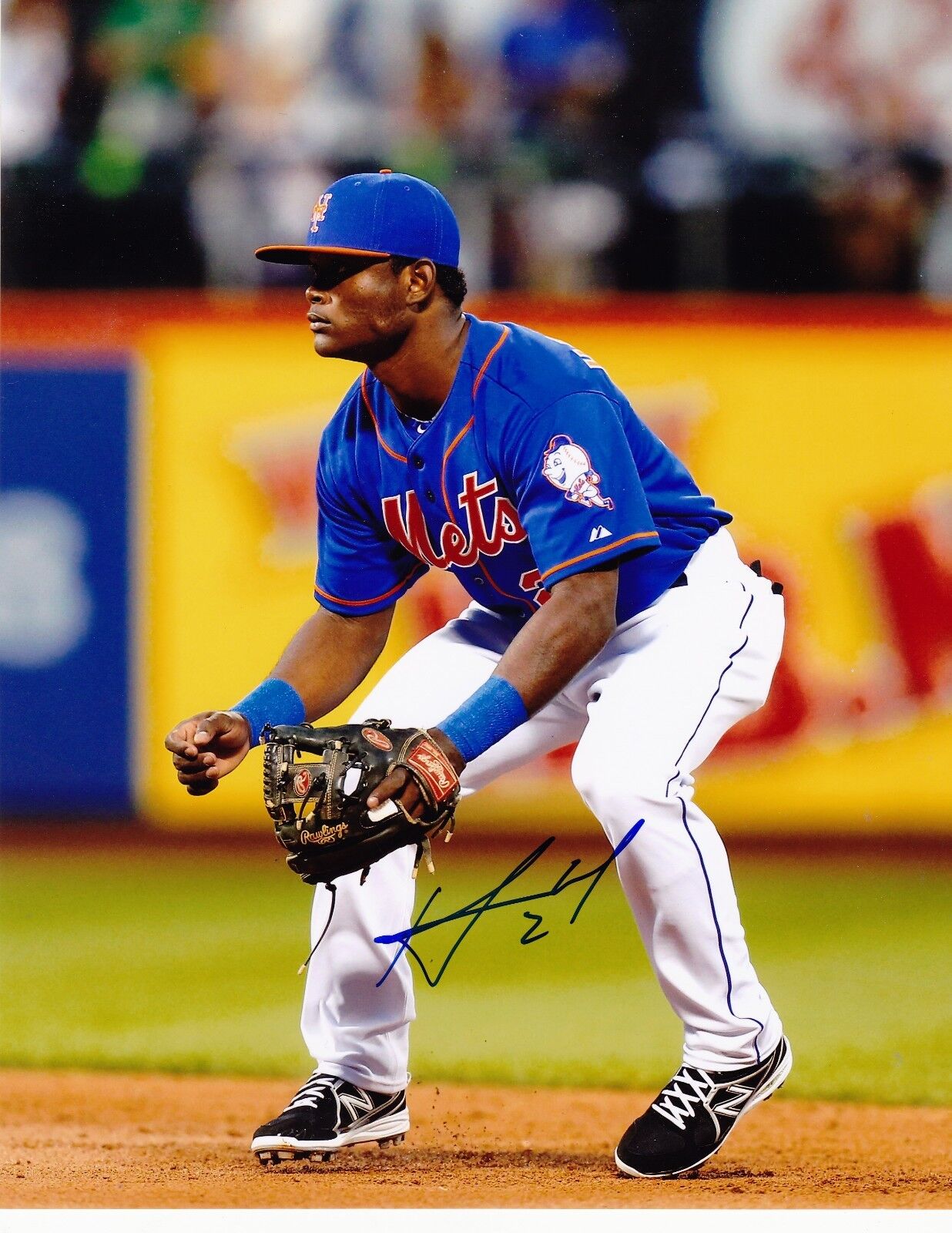 DILSON HERRERA NEW YORK METS ACTION SIGNED 8x10