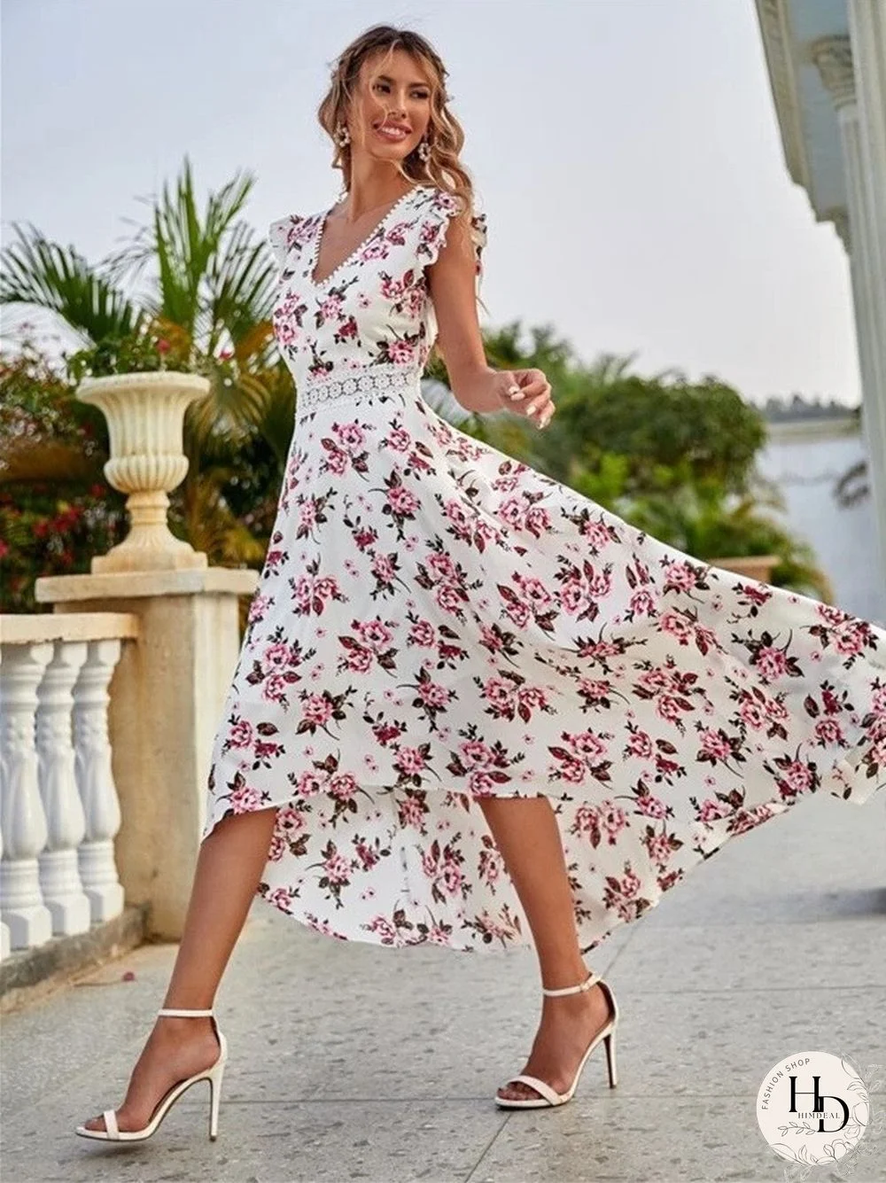 New Ladies Printed Sleeveless Skirt Fashion Temperament Lace V-neck High Waist Dress Bohemian Wind Beach Sundress Dresses Women