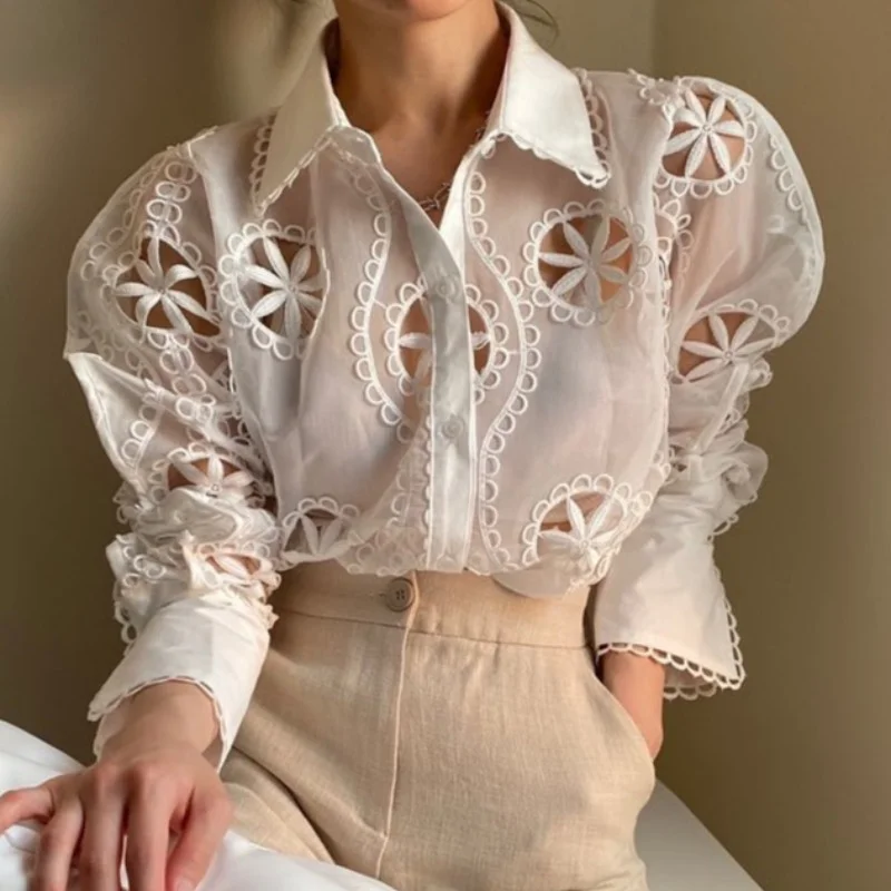 Toloer Toloer Chic Summer Court Style French Vintage Heavy Industry Lace Hollow Lantern Sleeves Lapel Shirt Jacket Female-Outfit Ideas