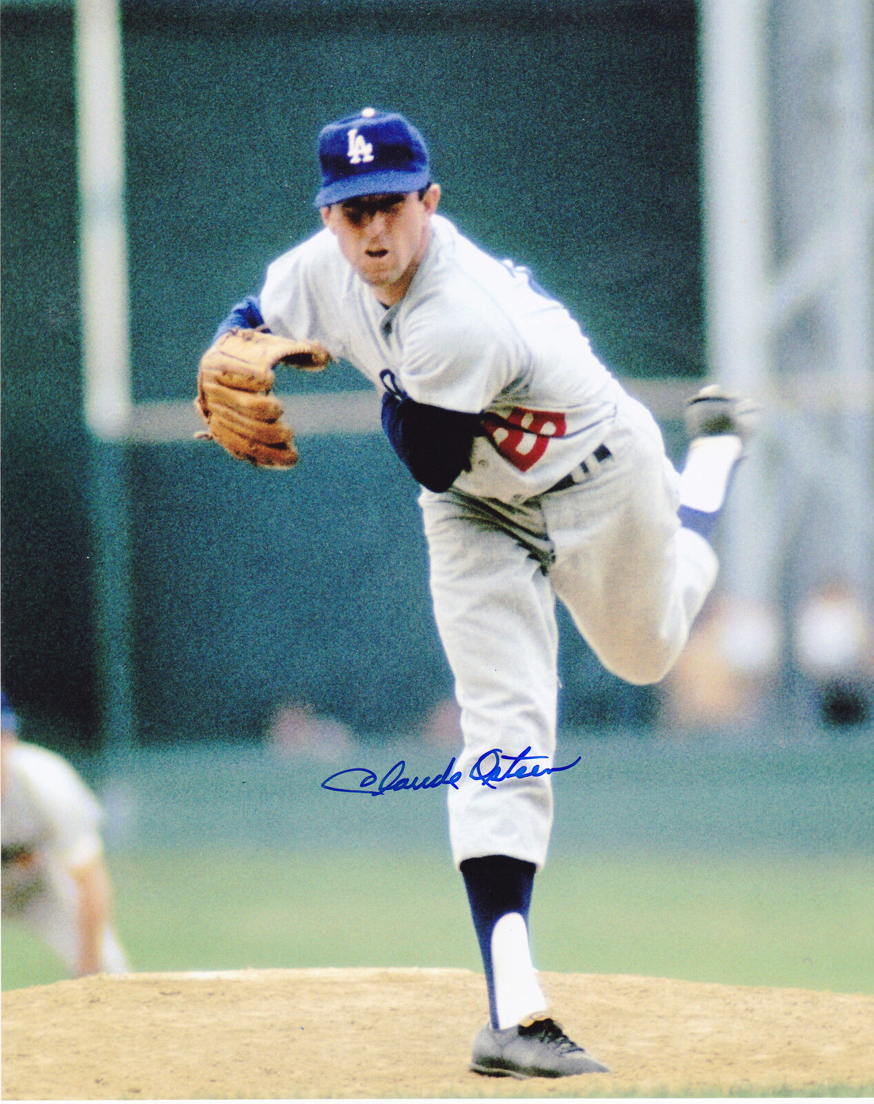 CLAUDE OSTEEN LOS ANGELES DODGERS ACTION SIGNED 8x10