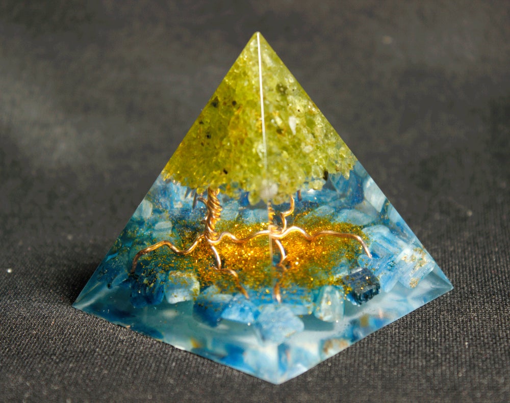 

Orgone Pyramid Chakra - Tree of Life, 501 Original