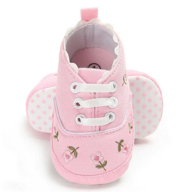 2019 Baby Shoes Baby Infant Kid Girl Embroidery Flower Soft Sole Crib Toddler Summer Princess First Walkers Causal Shoes 0-18M