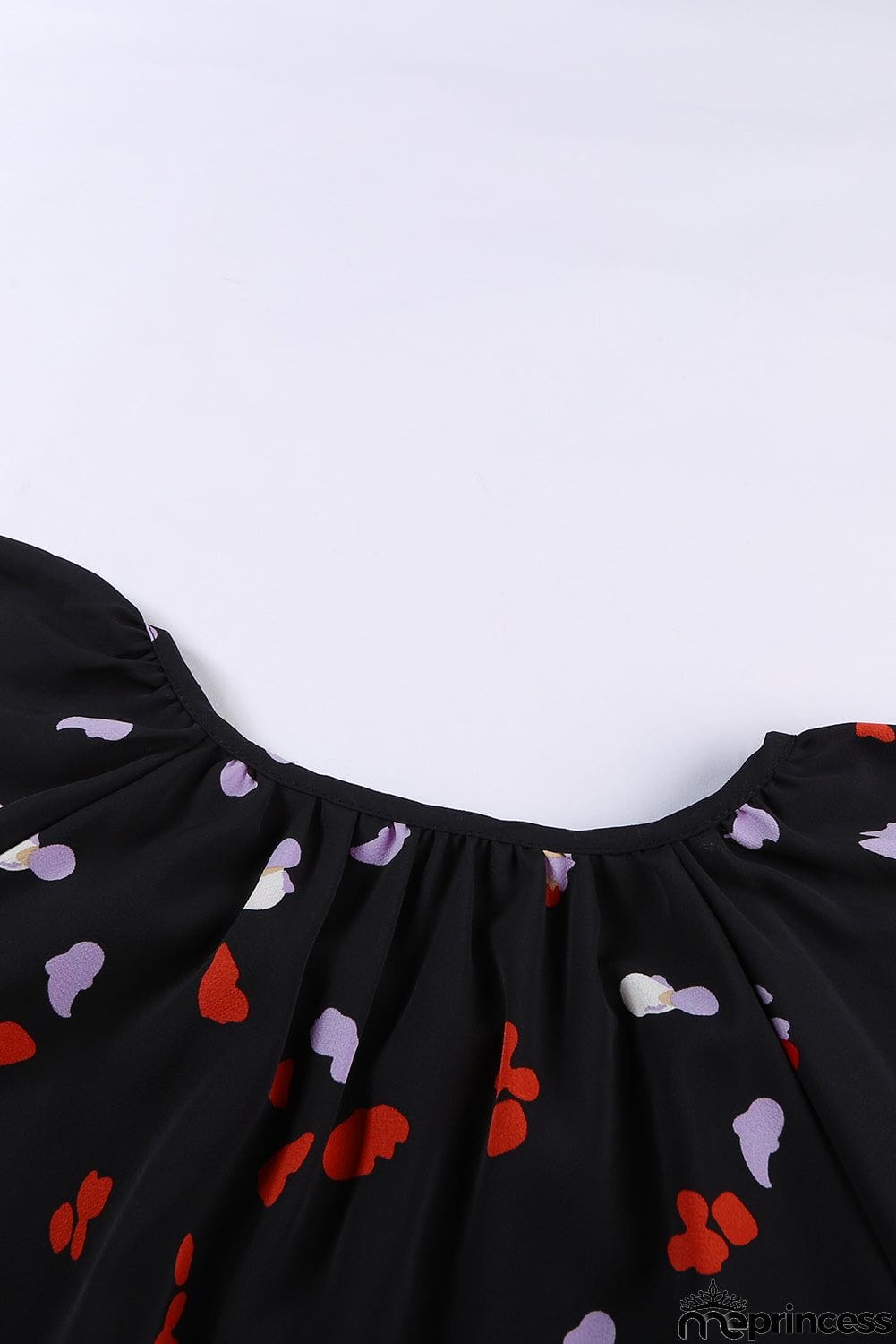 V-neck Short Sleeve Fashion Print Fantasy Fluttering Blouse