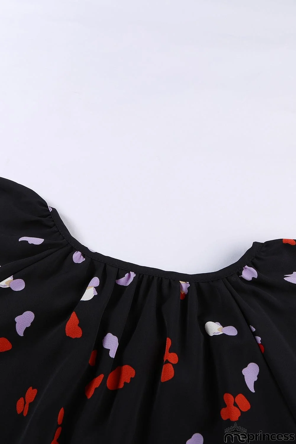 V-neck Short Sleeve Fashion Print Fantasy Fluttering Blouse