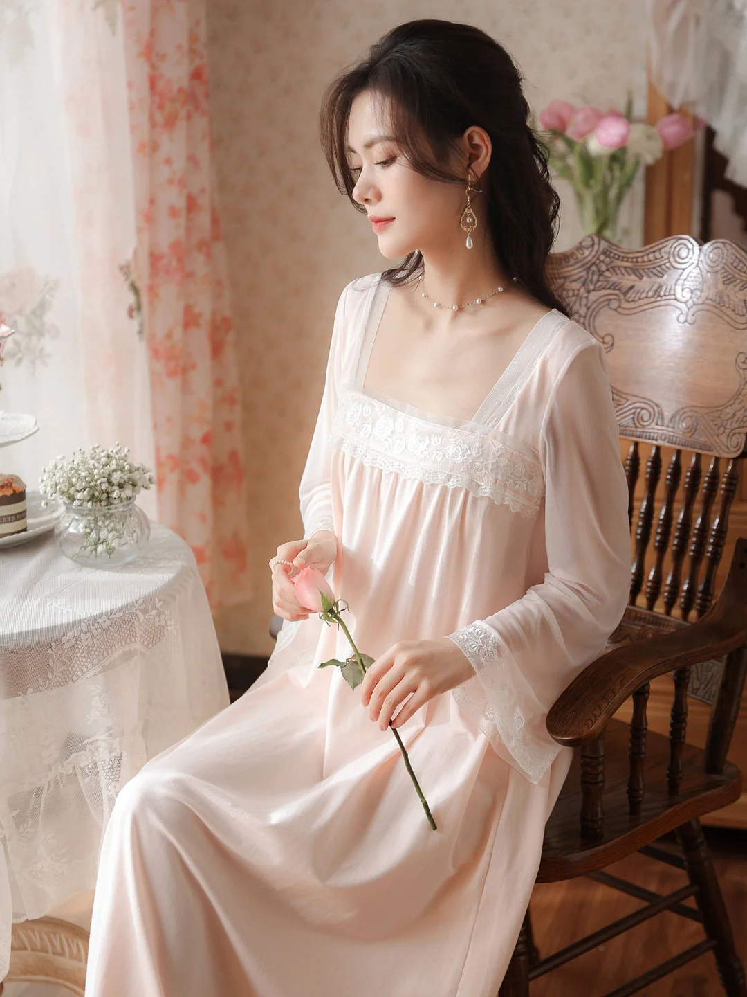 Square Neckline Long Dress Palace Style Princess Sexy Lace One-piece Vintage Nightgown