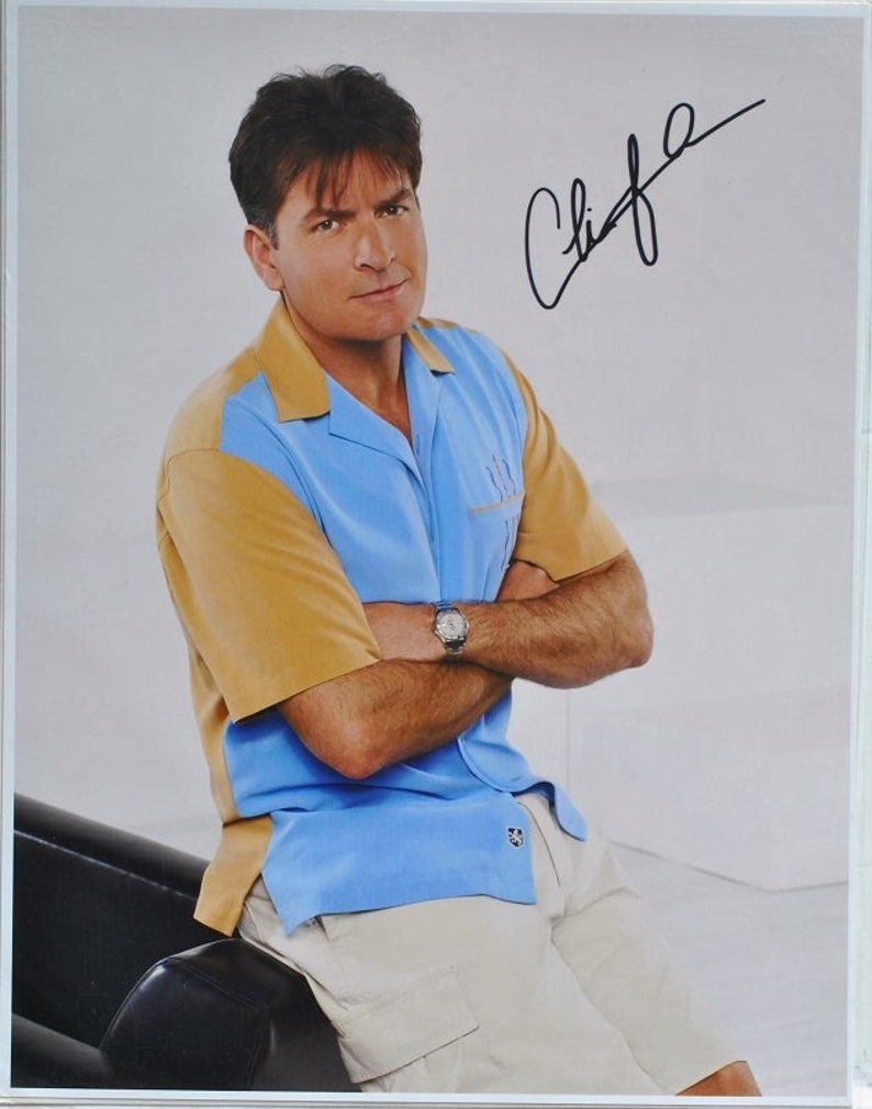 CHARLIE SHEEN SIGNED Photo Poster painting Wall StreetYoung Guns Eight Men Out Hot Shots 11x 14 wcoa